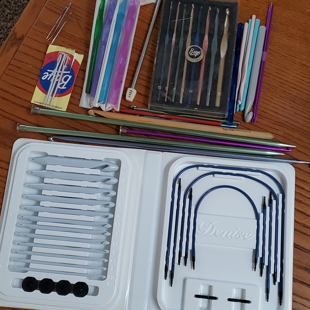 Large lot of Crochet Hooks